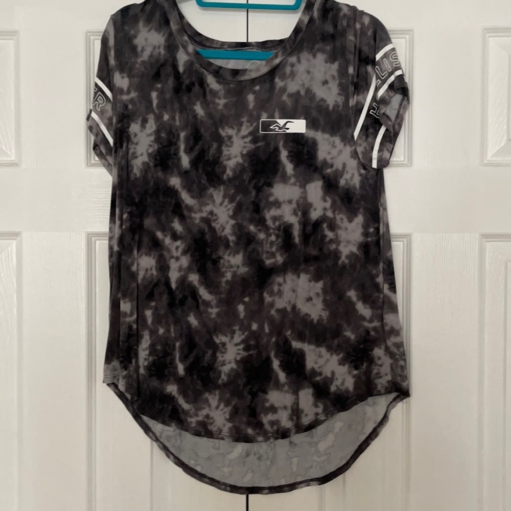 Hollister Black Tie Dye Graphic Tee
